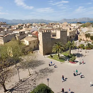 https://apartamentos-carlos-v.allmallorcahotels.com